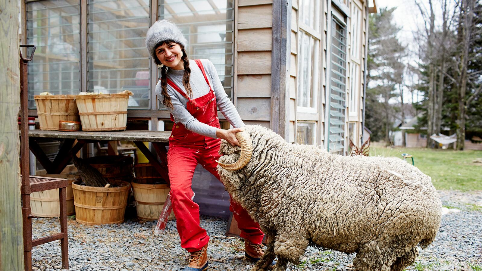 galleries/2014/03/19/the-fashionable-selby-a-peek-inside-designers-studios-photos/gal-fashionable-selby-04_djlvch