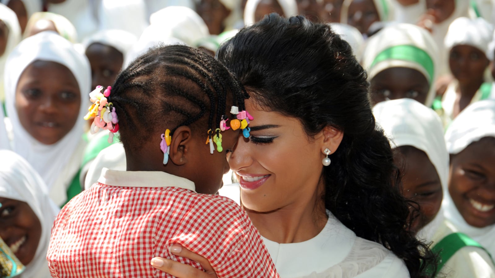 articles/2012/09/27/saudi-princess-diaries-an-outspoken-royal-on-riots-women-and-seinfeld/princess-ameerah-pesta-top-box_lgxmj1