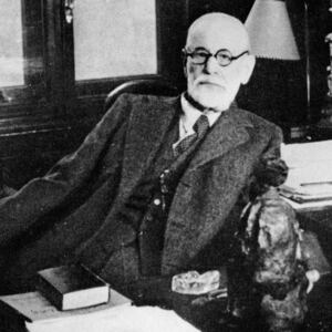 191018-freud-tease_xqcfqp