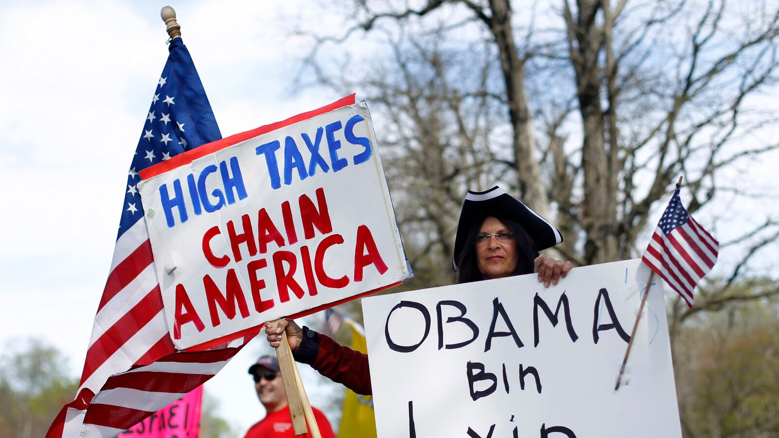 articles/2013/12/14/why-obama-s-haters-are-worse-than-bush-s/131213-tomasky-bush-obama-attacks-tease_q5zqpa