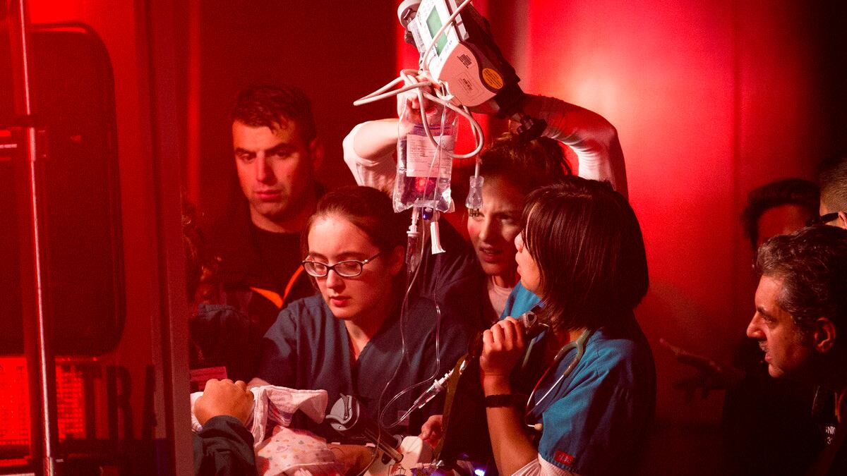 cheats/2012/11/03/nyu-hospital-to-reopen/langone-nyu-hopstial-reopen-monday-cheat_vqesyc