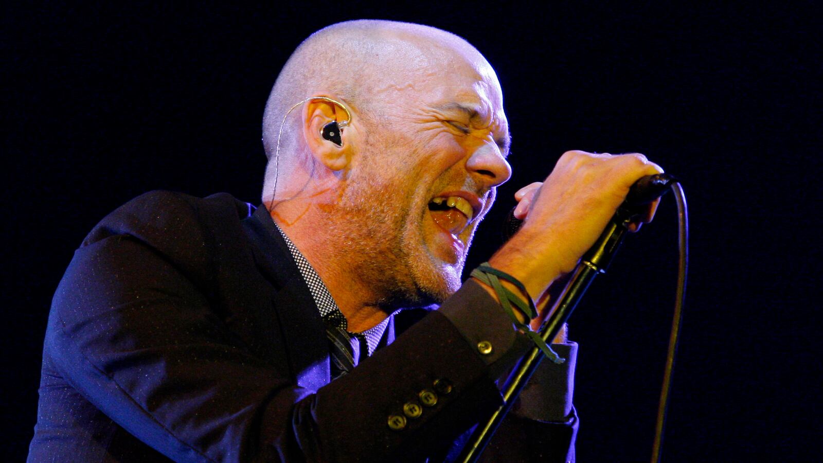 cheats/2015/09/09/r-e-m-slams-trump-for-blasting-their-song/150909-rem-cheat_tdppxr