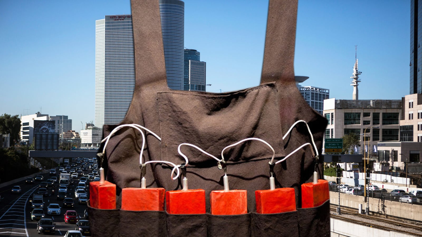 articles/2014/08/04/is-the-gaza-war-coming-home-to-israel/140804-hod-telaviv-tease_vt4arn