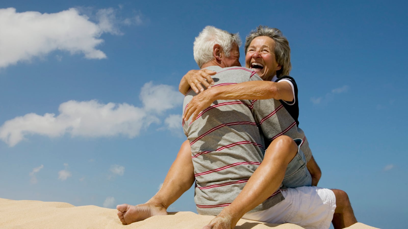 articles/2012/08/11/this-just-in-seniors-screw-too/ageism-sex-szuchman_bx6g9y