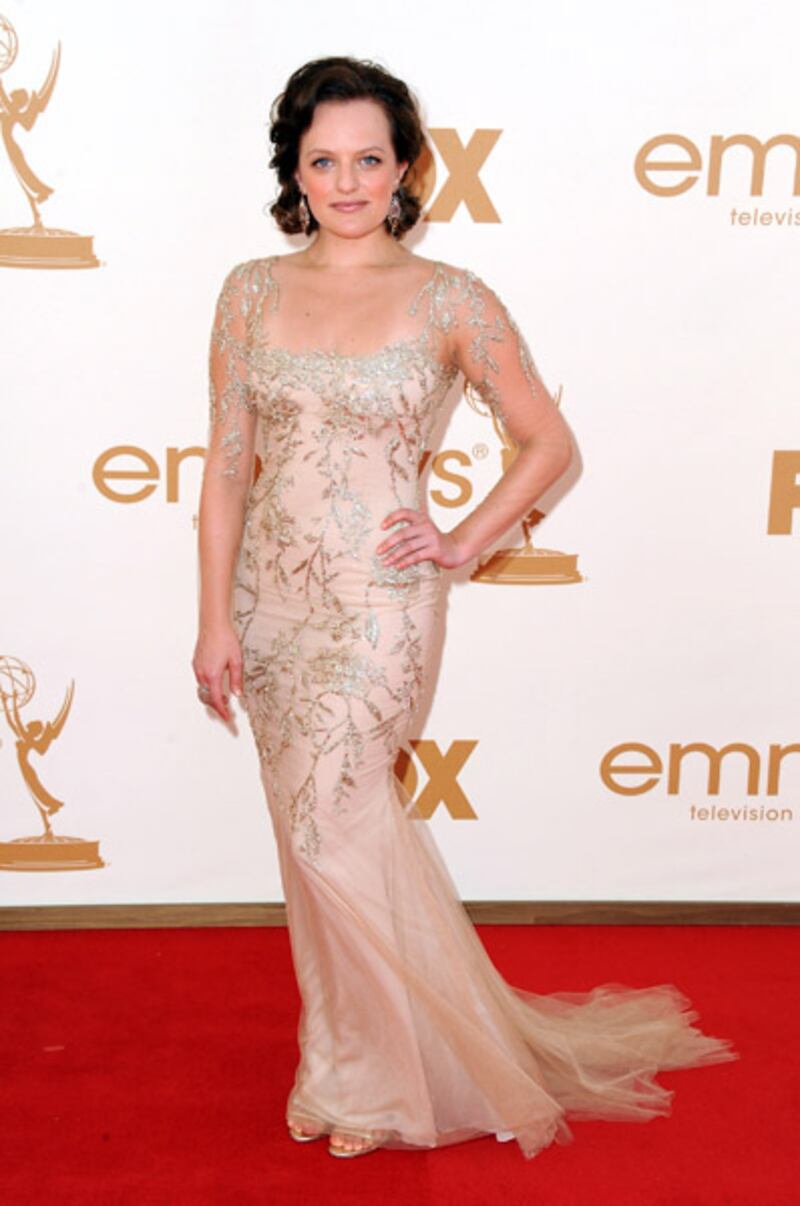 galleries/2011/09/18/emmy-awards-2011-photos/elisabeth-moss-emmys_ntrlky