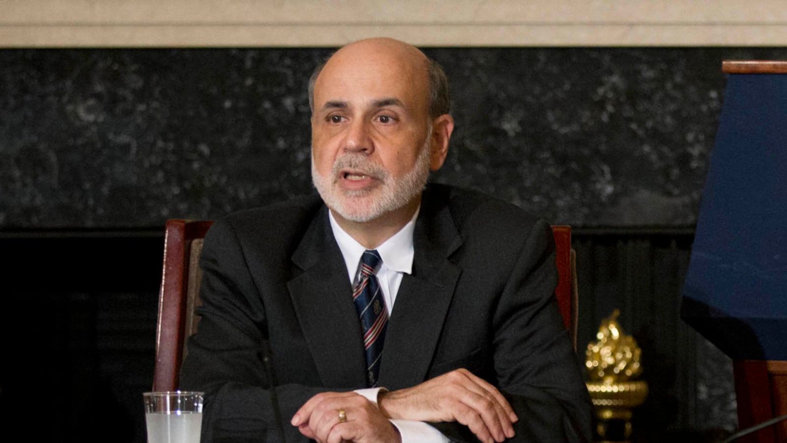 articles/2012/09/13/federal-reserve-s-latest-effort-to-stimulate-economy-may-not-succeed/bernanke-fed-reserve-gross_qmt64t