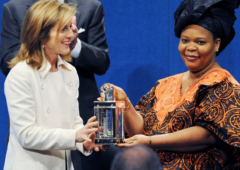 galleries/2011/10/07/leymah-gbowee-wins-nobel-peace-prize-photos/leymah-gbowee-jfk-courage-award-photos_m1oftz