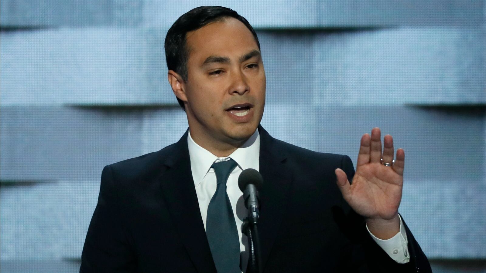 cheats/2017/04/04/dem-intel-member-some-trumpkins-might-go-to-jail/170404-joaquin-castro-cheat_lhaokr