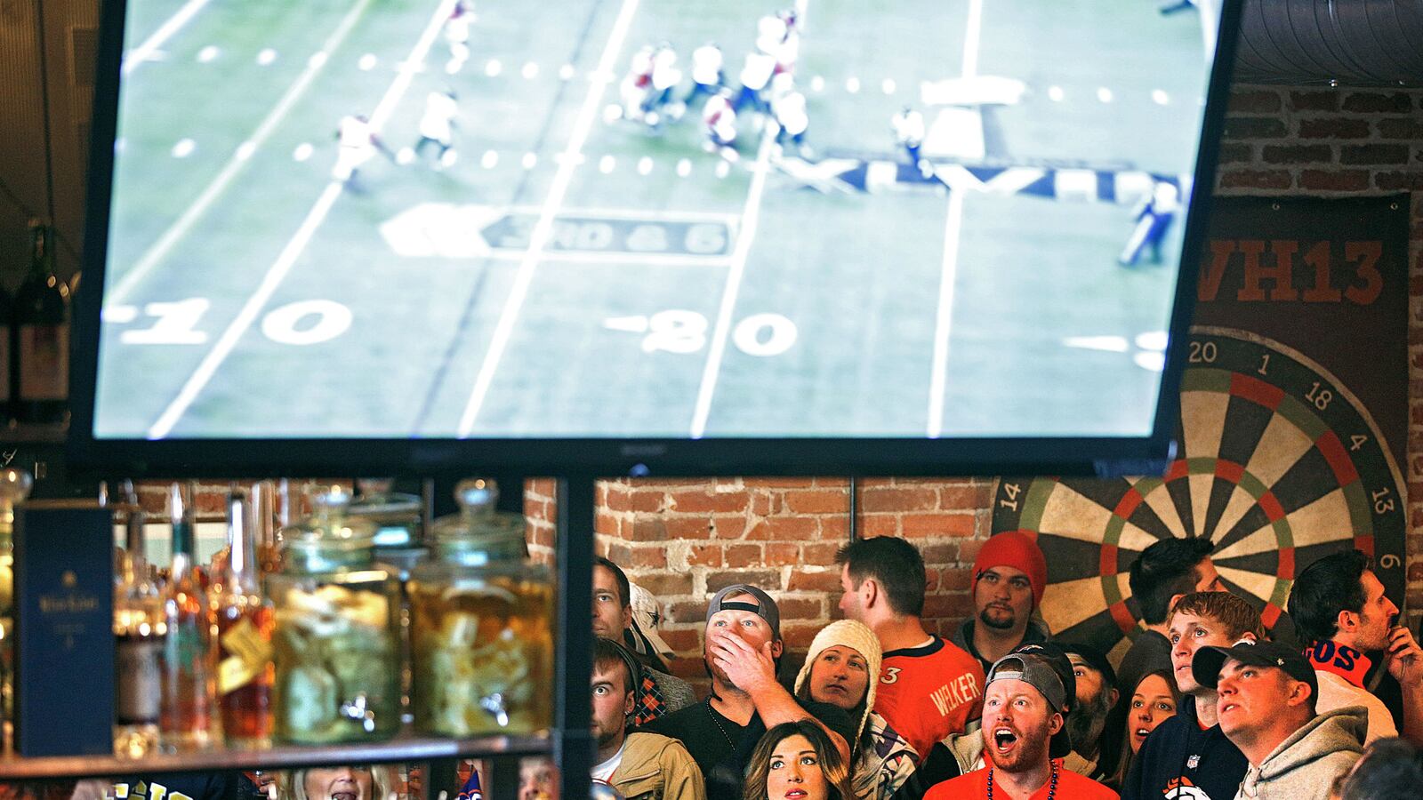 cheats/2015/10/07/ny-ag-opens-probe-on-fantasy-sports/151005-insider-trading-fantasy-sports-scandal-cheat_iedx3j