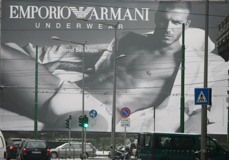 galleries/2010/06/16/soccer-players-in-their-skivvies/soccer-skivvies---beckham-armani_l57ekm