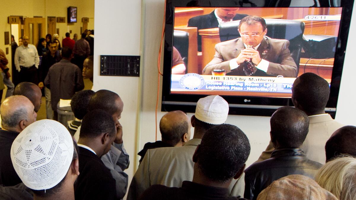 cheats/2011/07/31/anti-sharia-bills-written-by-hasidic-lawyer/tennessee_sharia_bill_cheat_jf3hdj