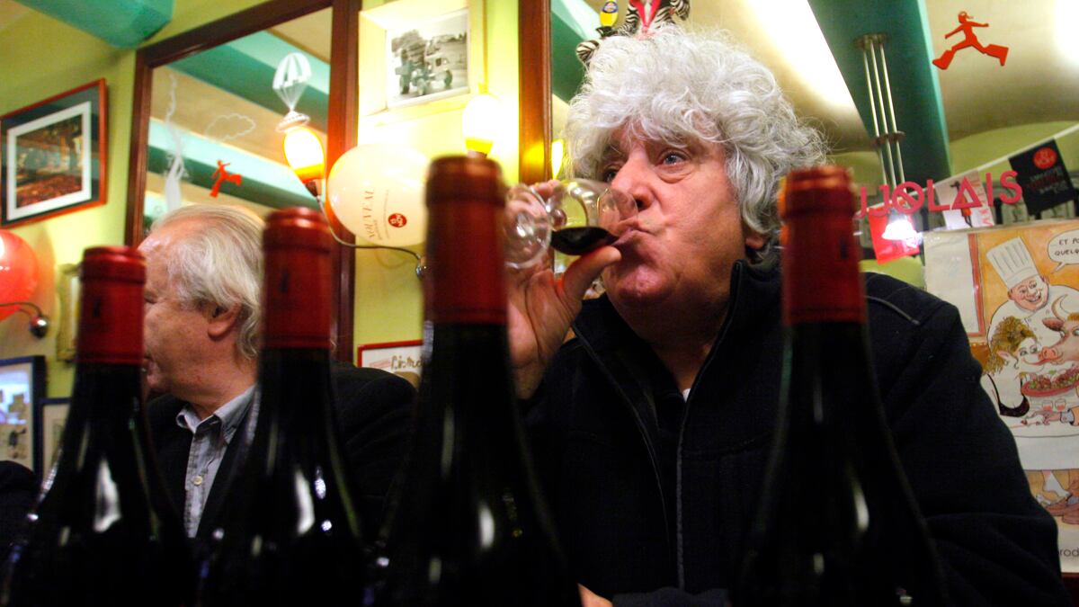 cheats/2012/12/01/wine-consumption-drops-in-france/wine-consumption-down-france-cheat_sx1hye