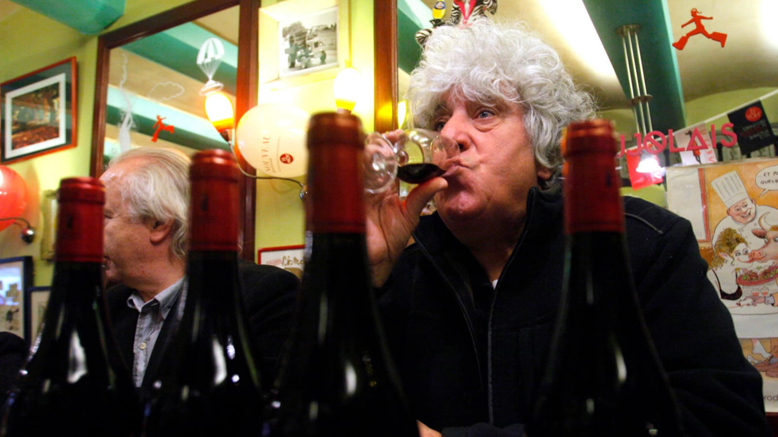 cheats/2012/12/01/wine-consumption-drops-in-france/wine-consumption-down-france-cheat_sx1hye