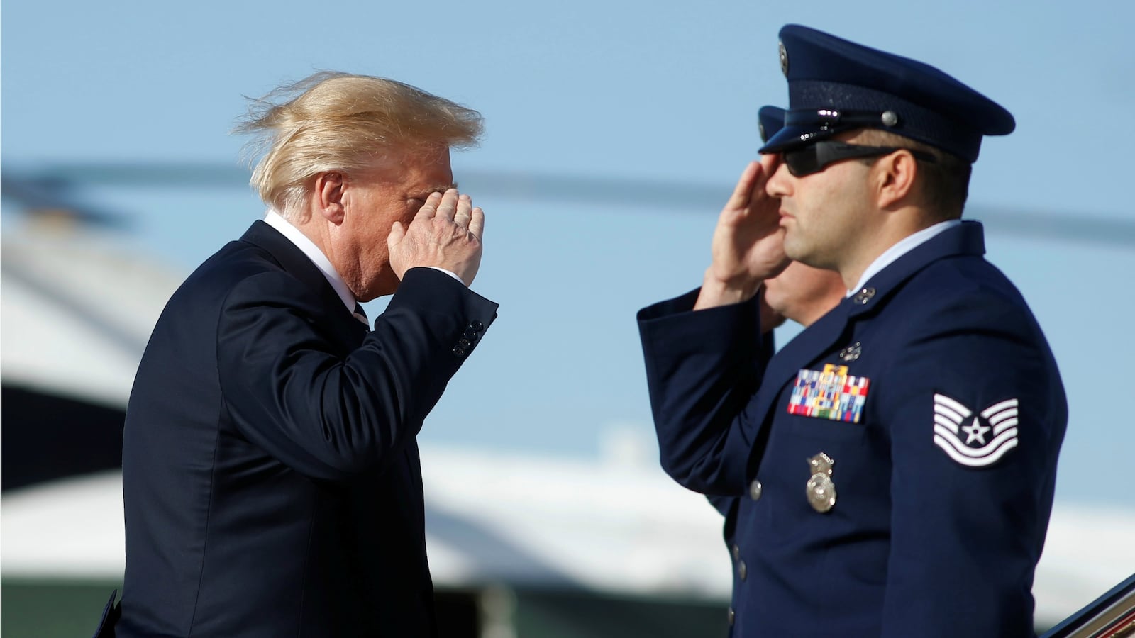 171017-trump-cheat_vnkejx