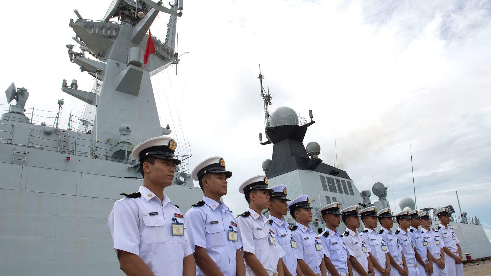 articles/2016/12/31/china-taunts-a-u-s-distracted-by-putin/161230-axe-chinese-navy-tease_pnpnov