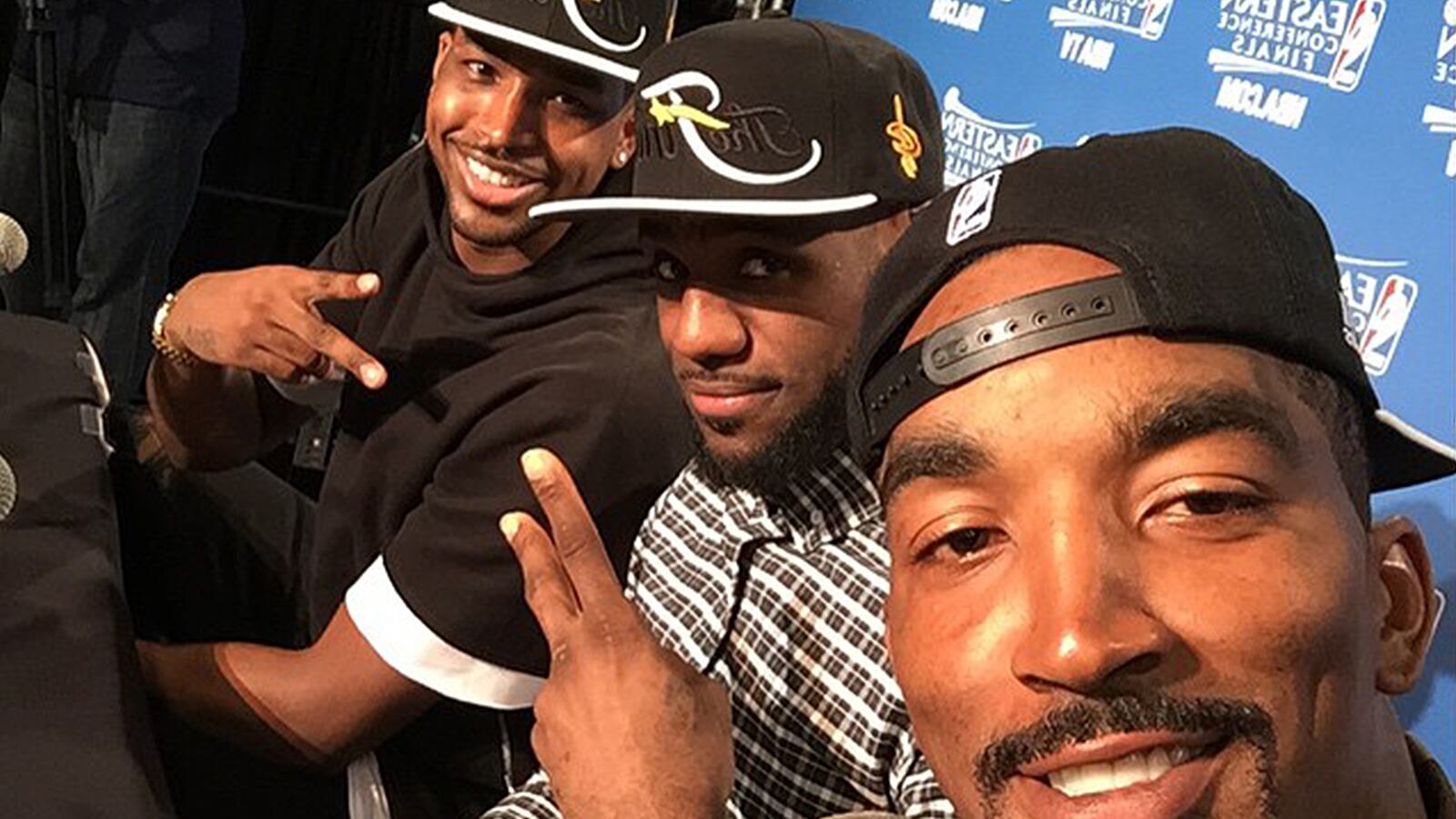 articles/2015/05/30/what-makes-the-cavs-the-nba-s-kardashians/150529-shire-cavs-tease_z6n4kp