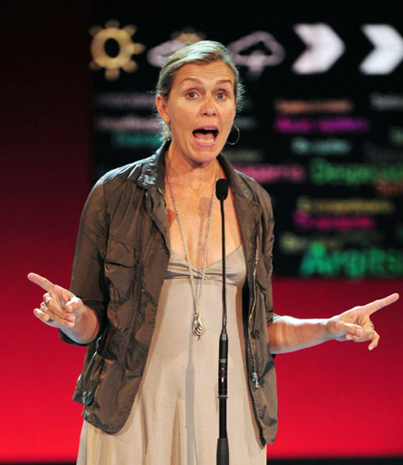 galleries/2009/11/13/stars-who-smoke-weed/pot-smoking-stars-mcdormand_ry1oc7