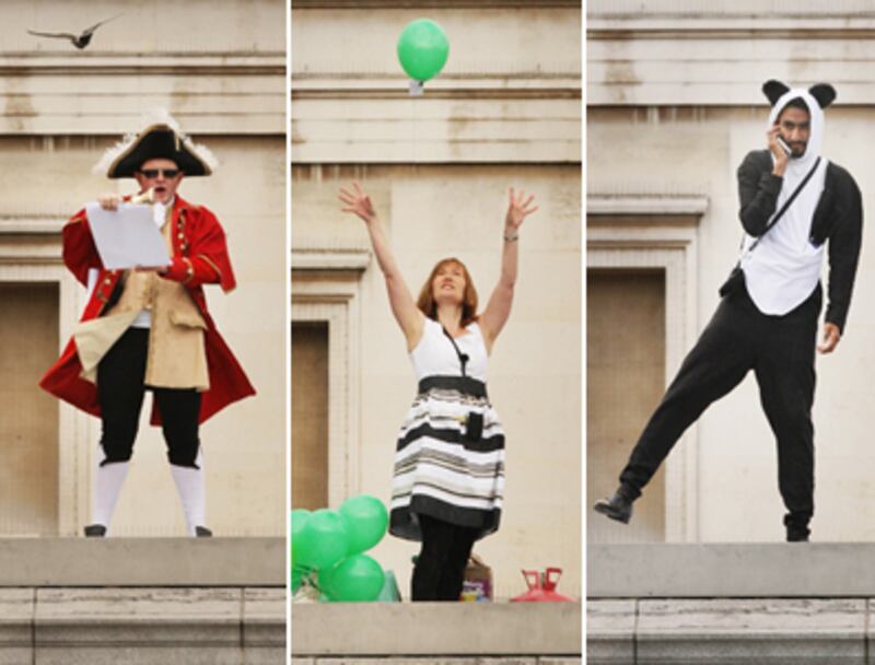 articles/2009/08/06/londons-living-sculptures/gormley-live-statues-gallery-launch_yqhrrf