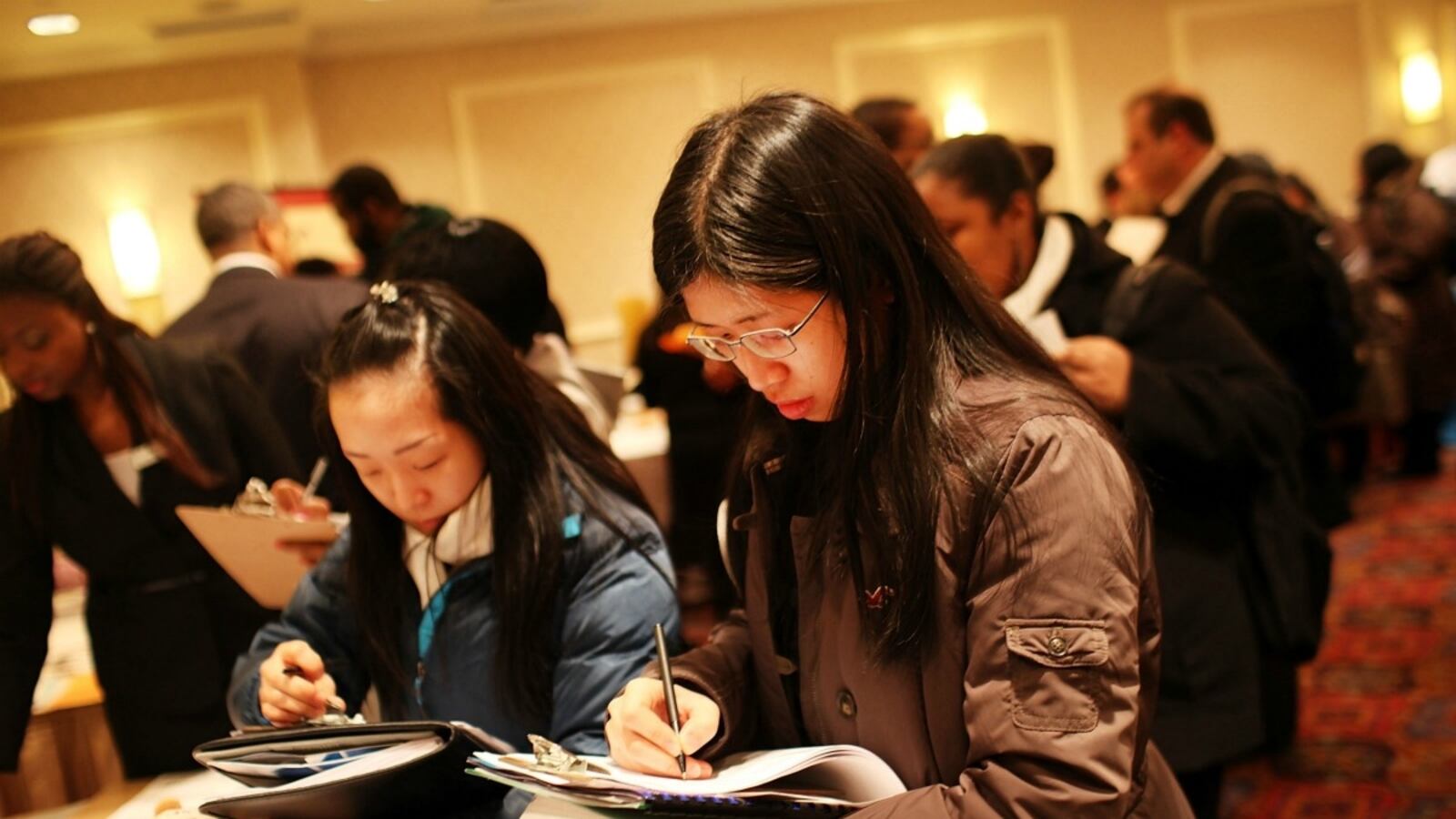 articles/2012/03/27/nothing-for-you-sonny/job-seekers_qqxx4h