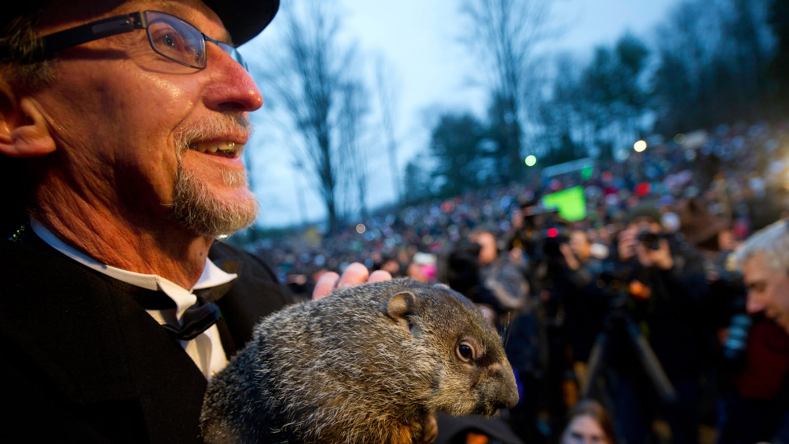 cheats/2012/02/02/pa-groundhog-sees-his-shadow/groundhog-day-feb-2nd-six-weeks-winter-cs_sypre0