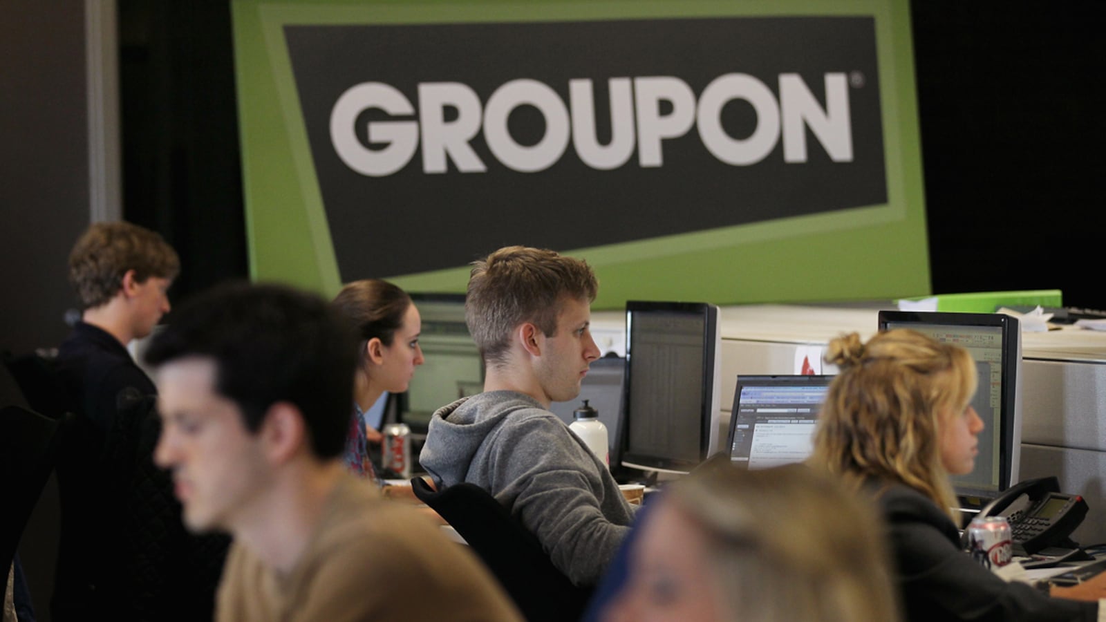 cheats/2011/09/06/groupon-rethinking-ipo-plans/groupon-ipo-cheat_fu0g9d