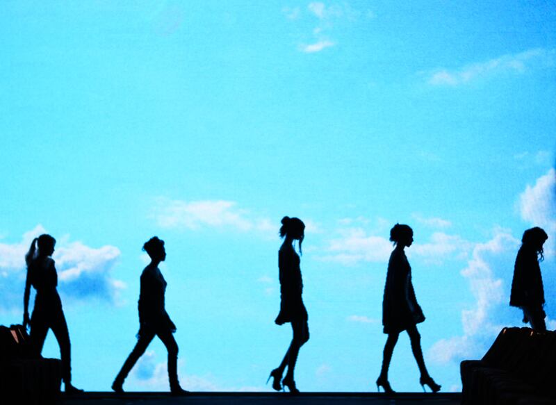 galleries/2010/09/16/backstage-at-l-a-m-b/backstage-at-lamb---13_zfg3aw