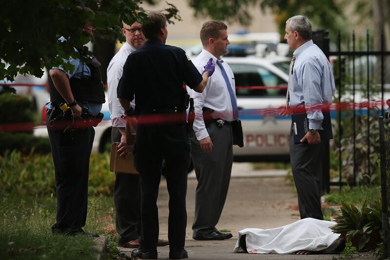 articles/2013/12/13/chicago-murder-capitol-no-more/131212-chicago-crime-tease_yyh9gi