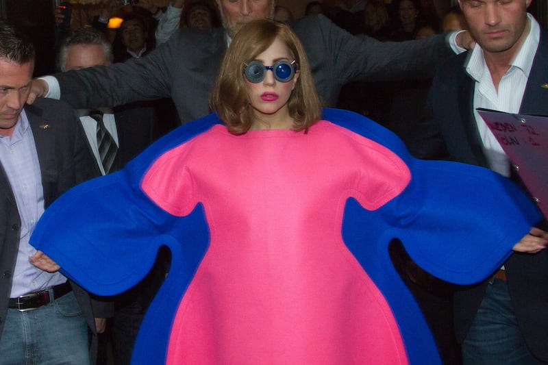galleries/2012/09/28/best-worst-dressed-stars-of-the-week-lady-gaga-to-beyonce/best-worst-fashion-120927-gaga_yhnx0y
