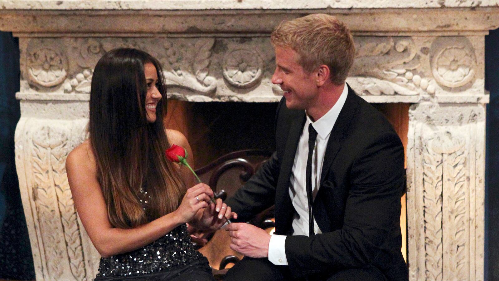 cheats/2013/03/11/the-bachelor-makes-his-decision/130311-bachelor-winner-cheat_lamzcz