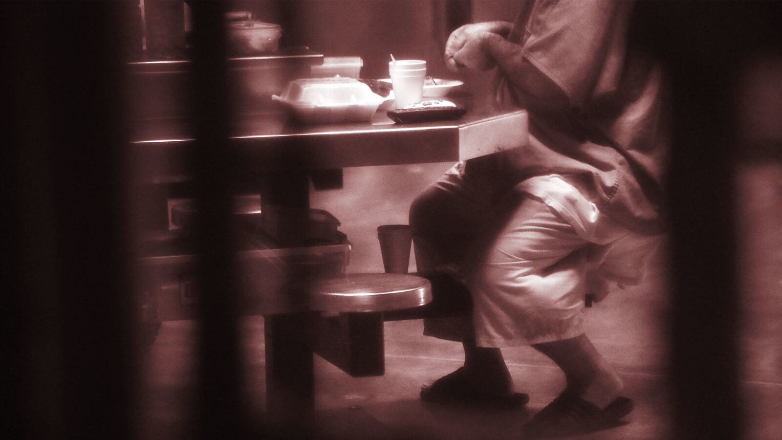 articles/2017/04/14/750-immigrants-hunger-strike-against-ice/170414-Betancourt-detention-center-tease_cmfr61