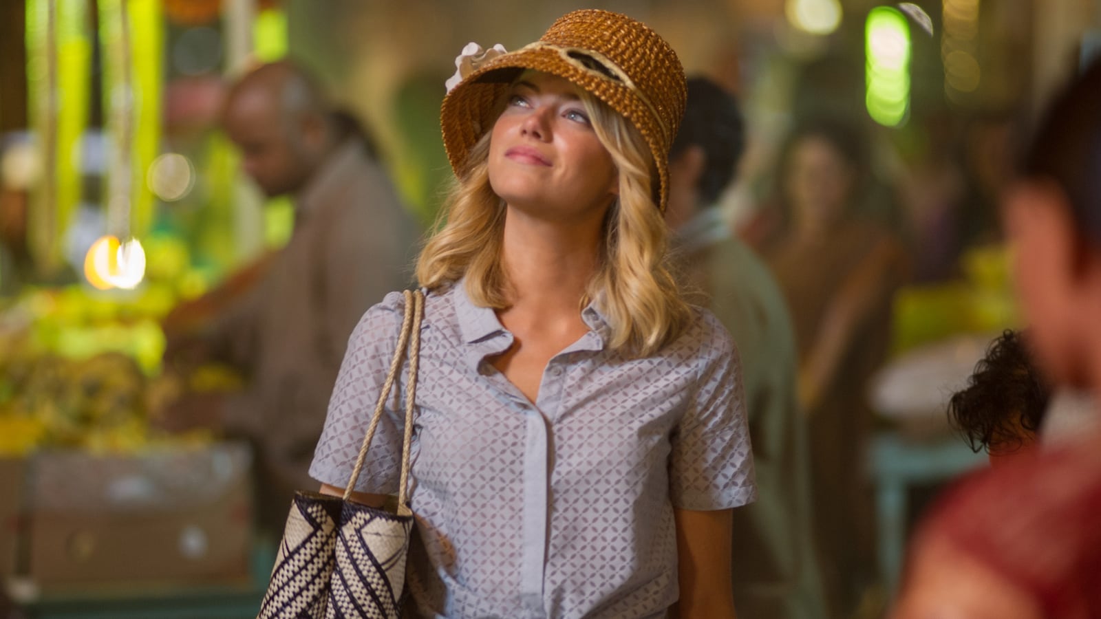 articles/2015/05/28/the-unbearable-whiteness-of-cameron-crowe-s-aloha-a-hawaii-set-film-starring-asian-emma-stone/150528-yamato-aloha-tease_nxnpf5