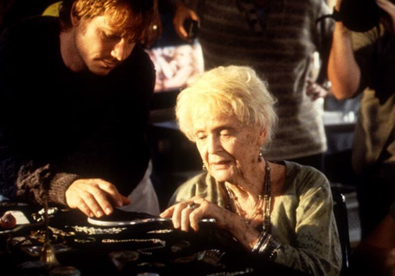 galleries/2010/12/17/rip-in-the-tmz/rip-2010---gloria-stuart_vph2hv