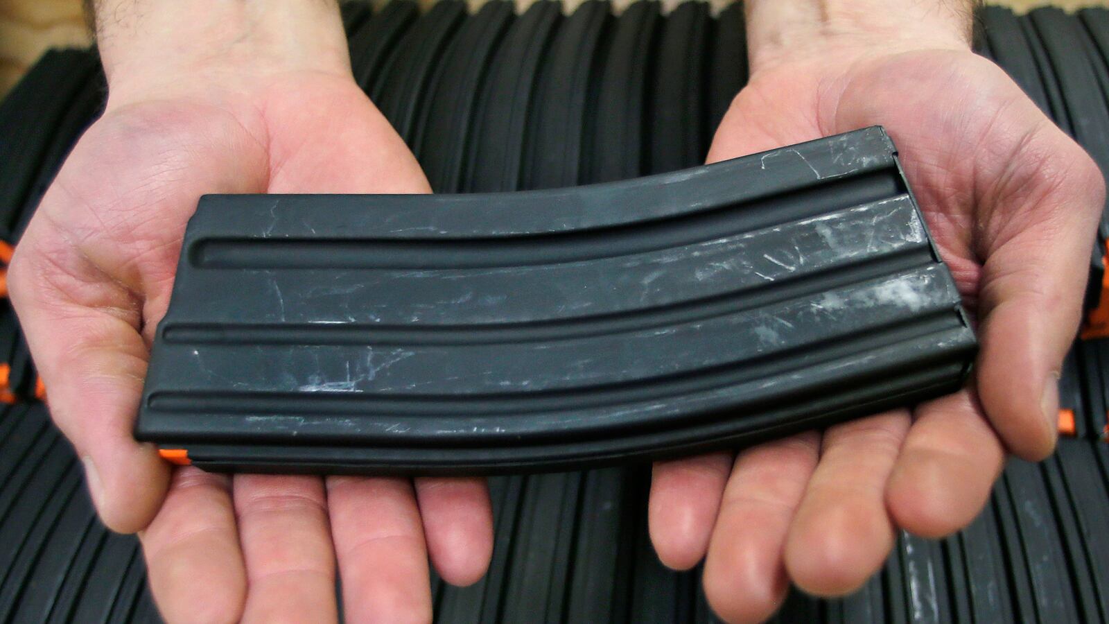 cheats/2013/04/17/background-check-amendment-fails/130417-Senate-gun-vote-cheat_sc9wxa