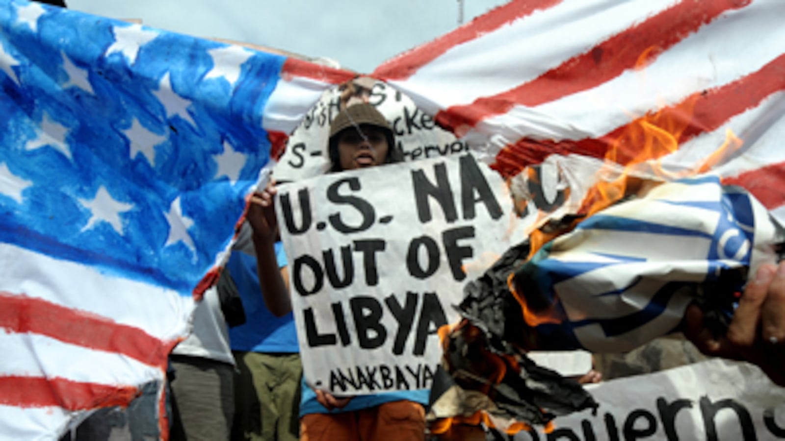 articles/2011/03/22/libya-war-is-it-legal/stone-libya_168415_ciob5u