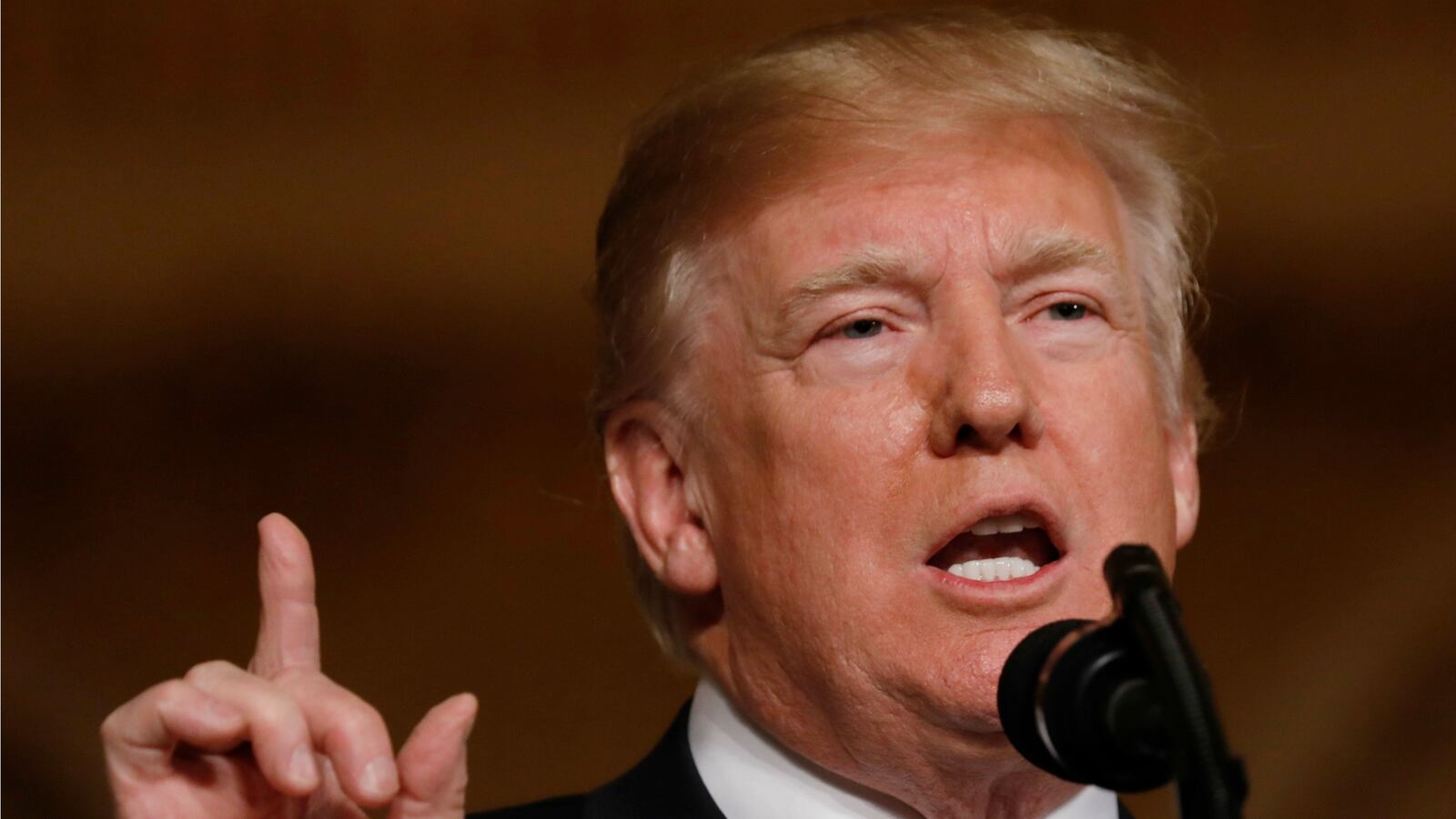 180424-trump-daca-cheat_otkj6h