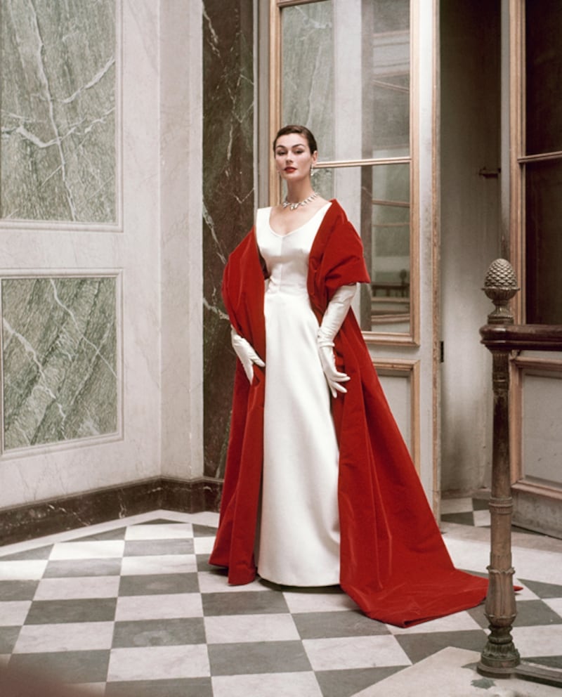 galleries/2010/10/29/balenciaga-spanish-master/balenciaga---1_c78a1z