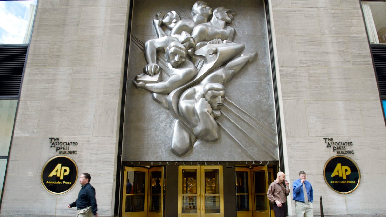 cheats/2014/12/26/ap-denies-being-north-korea-shill/141226-AP-north-korea-cheats_cndr23