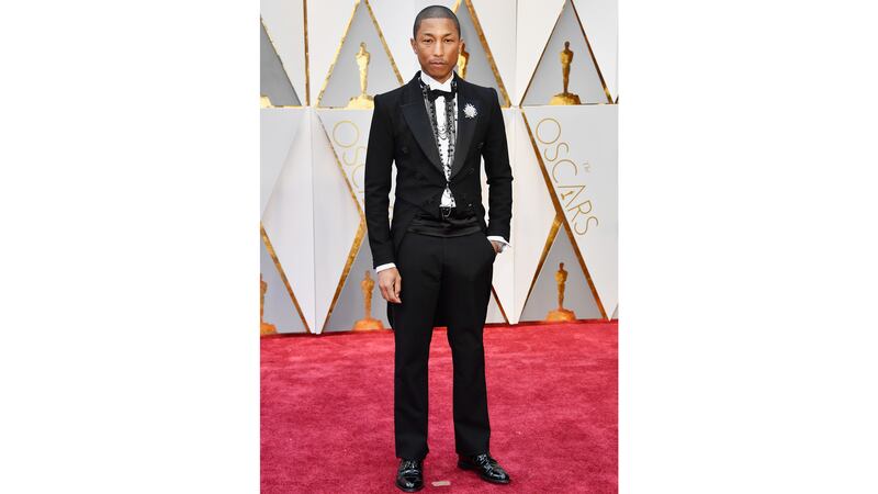 171222-pharrell-williams_sevskp