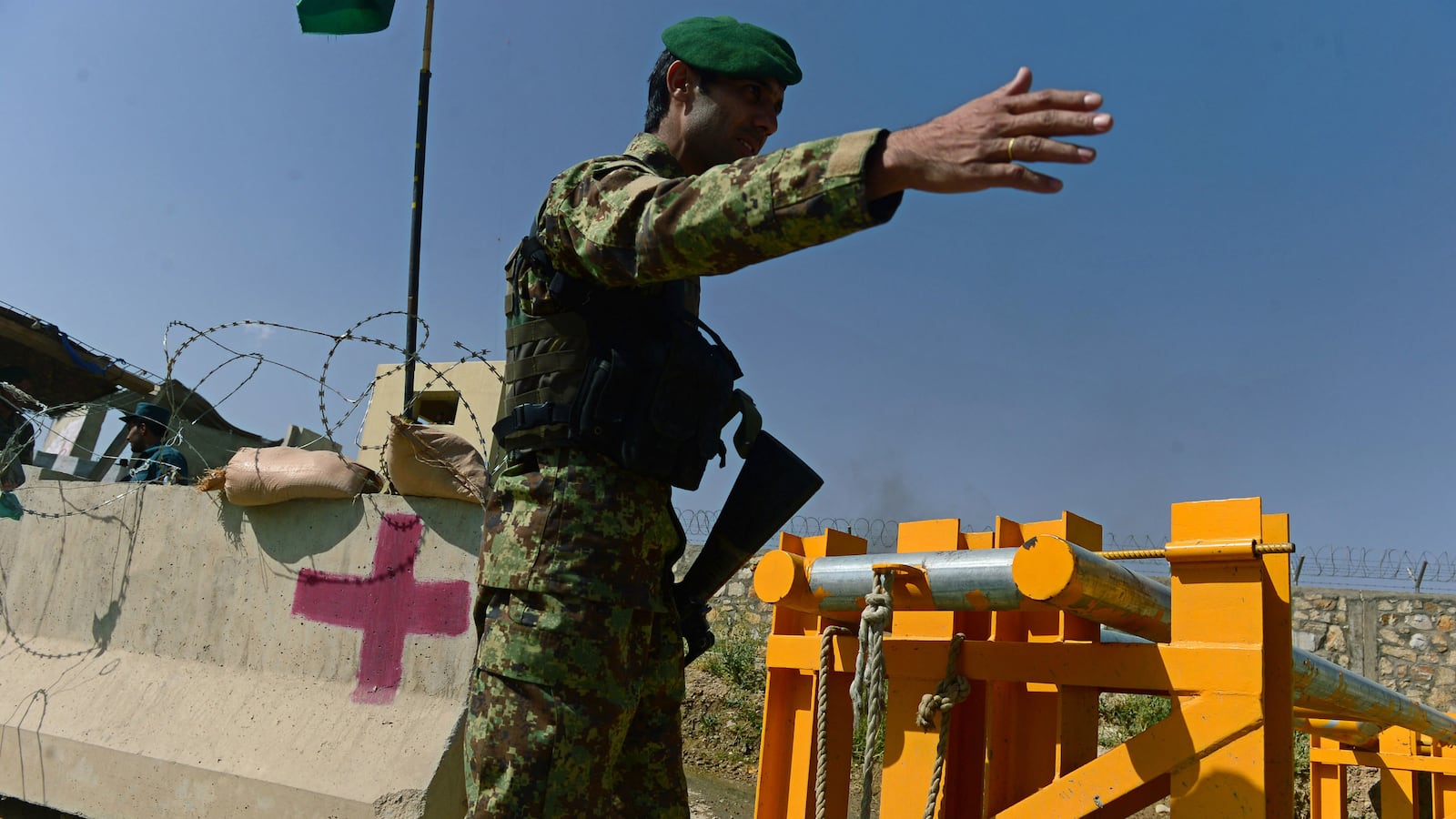 cheats/2014/08/06/u-s-general-s-killer-was-in-afghan-army/140806-afghanistan-cheat_oyczgh