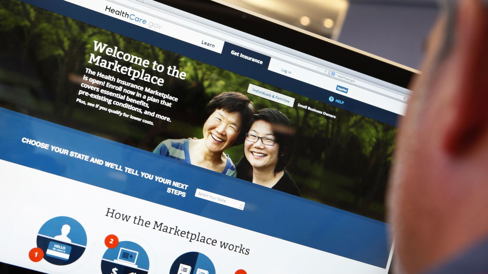 cheats/2014/11/10/feds-predict-lower-obamacare-enrollment/141110-obamacare-cheat_kozvsf