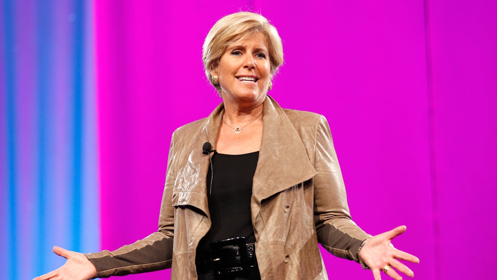 articles/2013/11/10/can-suze-orman-save-america/131108-suze-orman-auriemma_zytay0