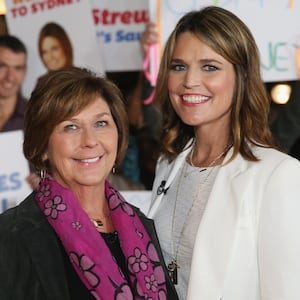 Savannah Guthrie poses alongside her mother, Nancy Guthrie, in Australia in 2015.