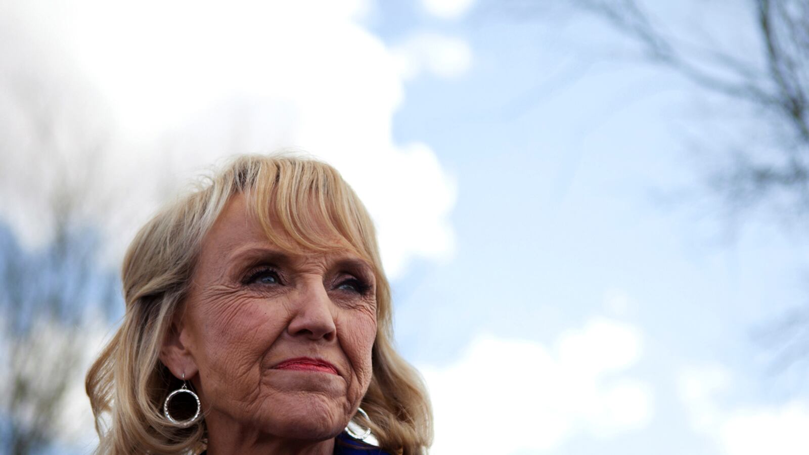 articles/2012/05/05/jan-brewer-s-abortion-grenade-defunding-planned-parenthood/arizona-planned-parenthood-jan-brewer_cumias