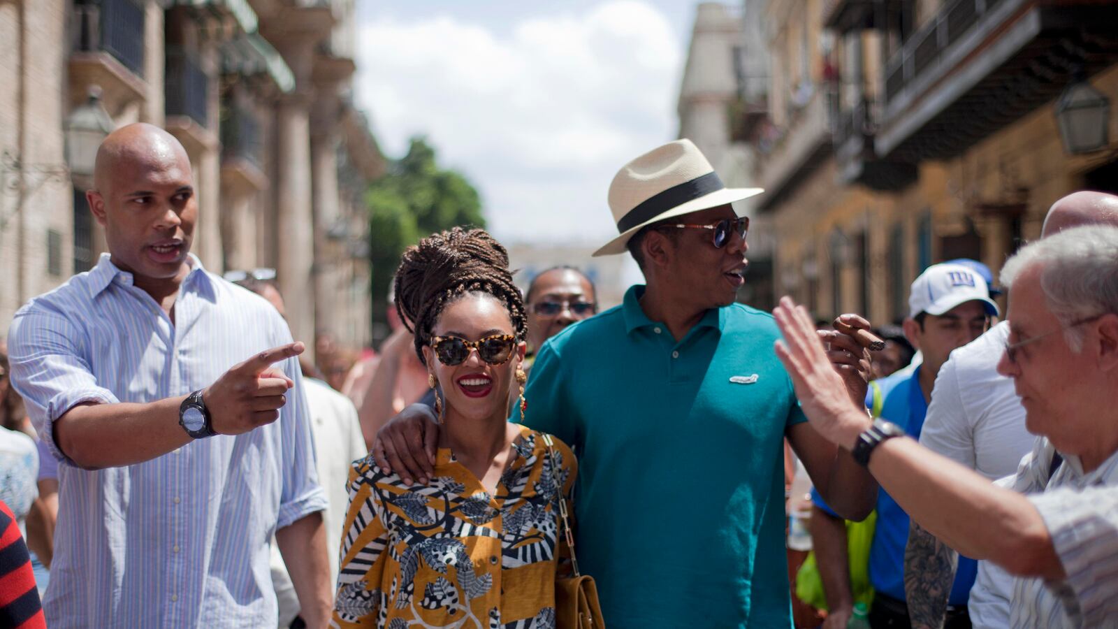 articles/2013/04/07/beyonce-and-jay-z-s-anniversary-trip-to-cuba-criticized-by-republican-lawmakers/130406-jayz-beyonce-cuba-tease-embed_gieask