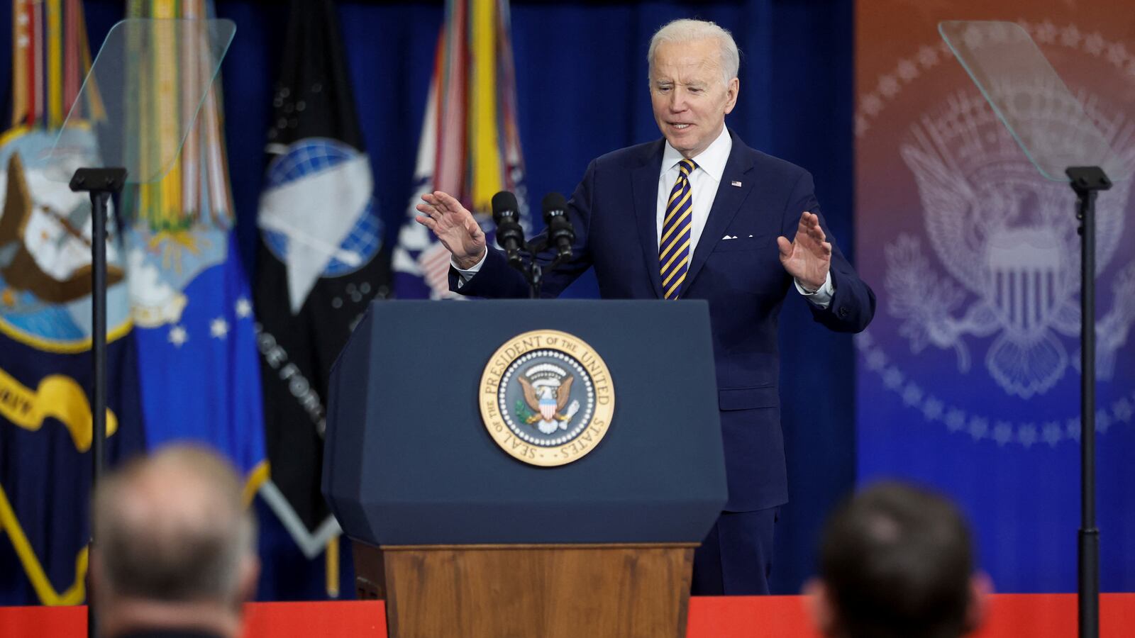 2022-03-08T230608Z_452497887_RC2MYS9Z6WTZ_RTRMADP_3_USA-BIDEN_sfzsdg