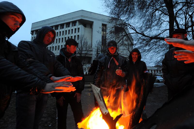 galleries/2014/02/28/crimea-in-chaos-and-crisis/140227-crimea-protest7_eizqas