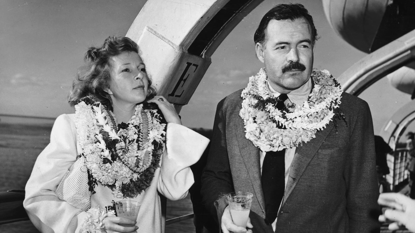 articles/2016/02/06/ernest-hemingway-s-adventures-in-alcohol/160205-rothbaum-hemingway-tease_ymvao6