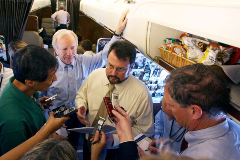 galleries/2010/06/22/loose-lips-sink-ships/loose-lips---scheunemann_xw0nc6