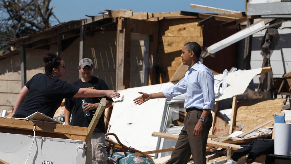 galleries/2011/04/28/tornadoes-kill-hundreds-in-the-south/tornado-update-429-5_unuwkp