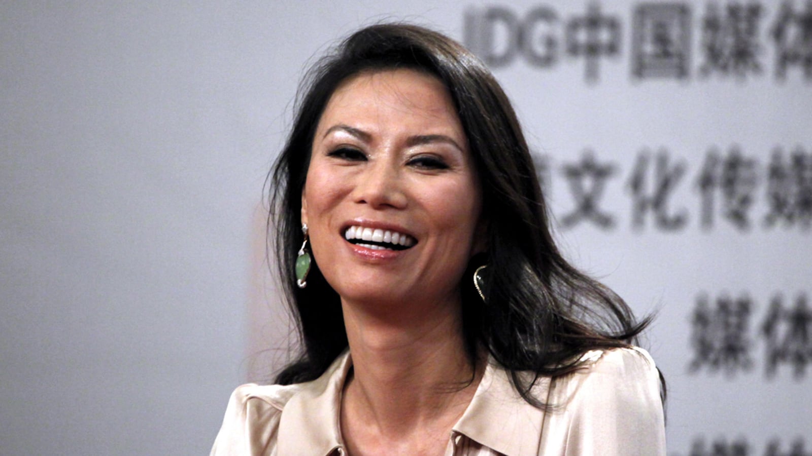 cheats/2012/06/17/the-private-life-of-wendi-murdoch/wendi-deng-private-life-cheat_aqn5yd